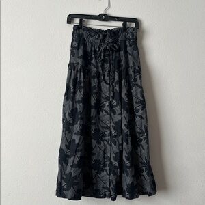 Universal Thread Black and White Floral Maxi Skirt Size XS